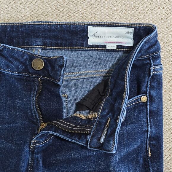 Two By Vince Camuto Mid-Rise Frayed Hem Skinny Jeans - Size 0/25 - Picture 5 of 14